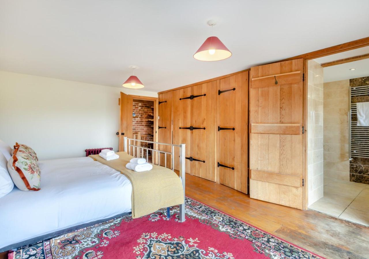 Elms Barn Villa Wangford Eksteriør billede